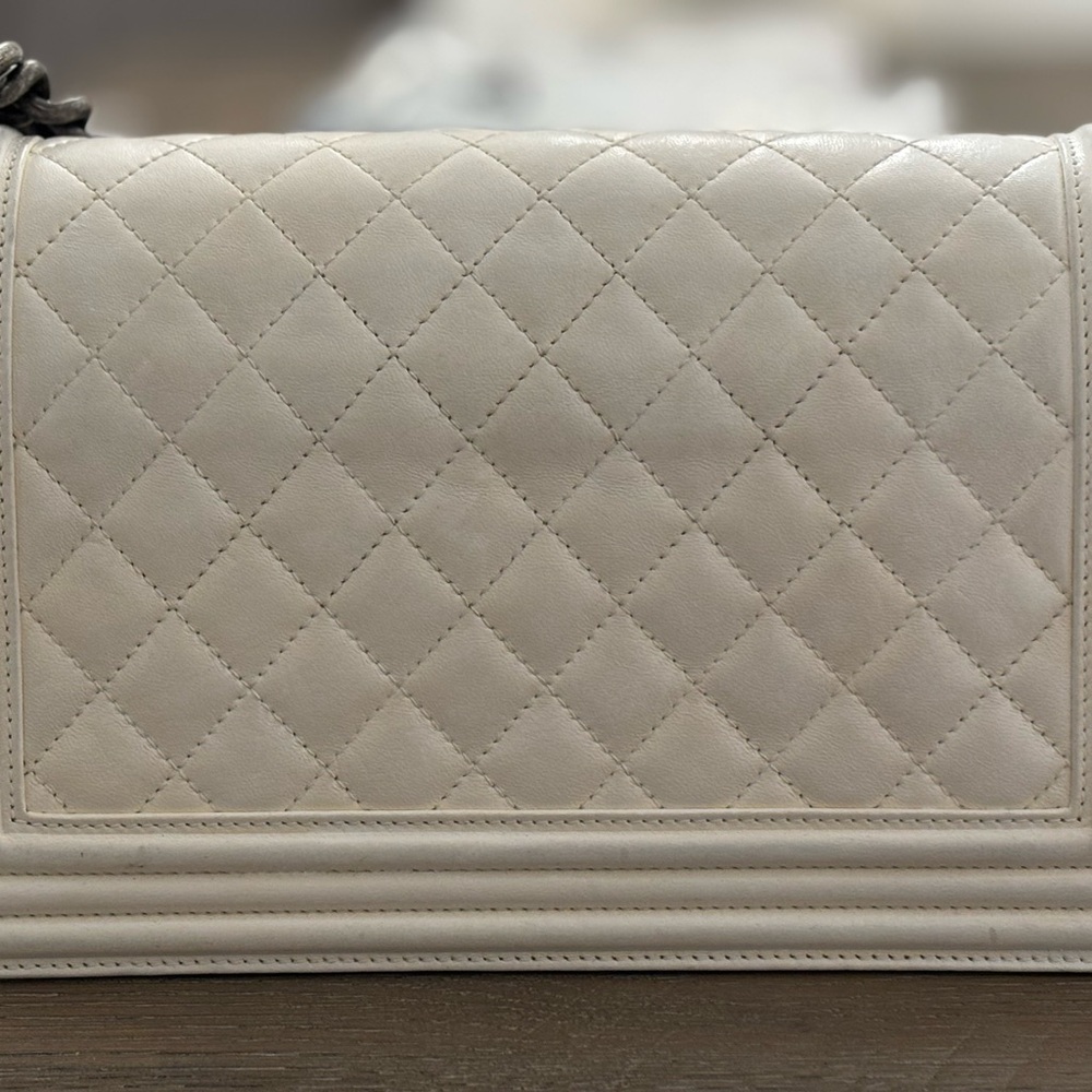 Chanel lambskin Boy quilted bag, medium - Picture 2 of 13